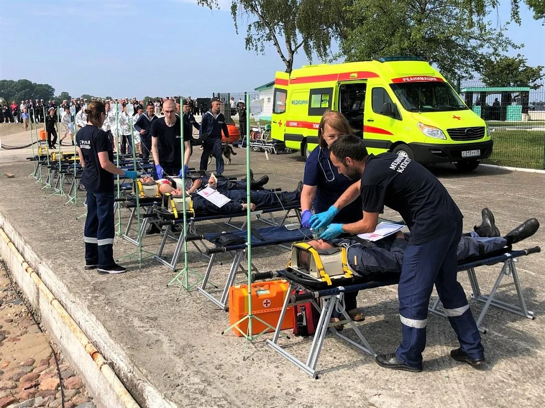 Специалисты территориального центра медицины катастроф приняли участие в учениях по спасанию на море