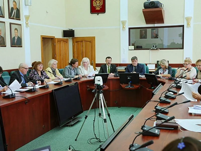 Майский Указ Президента, касающийся роста зарплат бюджетников, исполняется в соответствии с «дорожными картами»