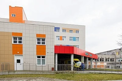 В уникальном для региона отделении реабилитации Детской областной больницы за 2,5 месяца пролечено более двухсот ребят