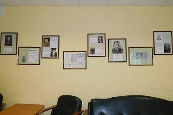 В Городской детской стоматологической поликлинике проходит фотовыставка «Бессмертный полк» В Городской детской стоматологической поликлинике проходит фотовыставка «Бессмертный полк»