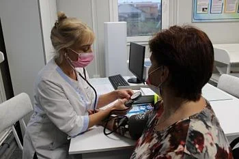 Продлить или закрыть больничный лист пациенты могут без личного присутствия в поликлинике Продлить или закрыть больничный лист пациенты могут без личного присутствия в поликлинике