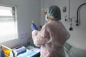 Режим работы мобильных центров вакцинации от коронавируса 13 июля Режим работы мобильных центров вакцинации от коронавируса 13 июля