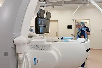 В онкоцентре Калининградской области начали проводить уникальные исследования с помощью ангиографа В онкоцентре Калининградской области начали проводить уникальные исследования с помощью ангиографа