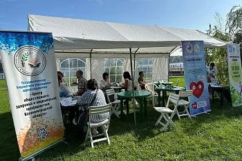 Около трехсот жителей области поддержали Всероссийскую профилактическую акцию «От сердца к сердцу»